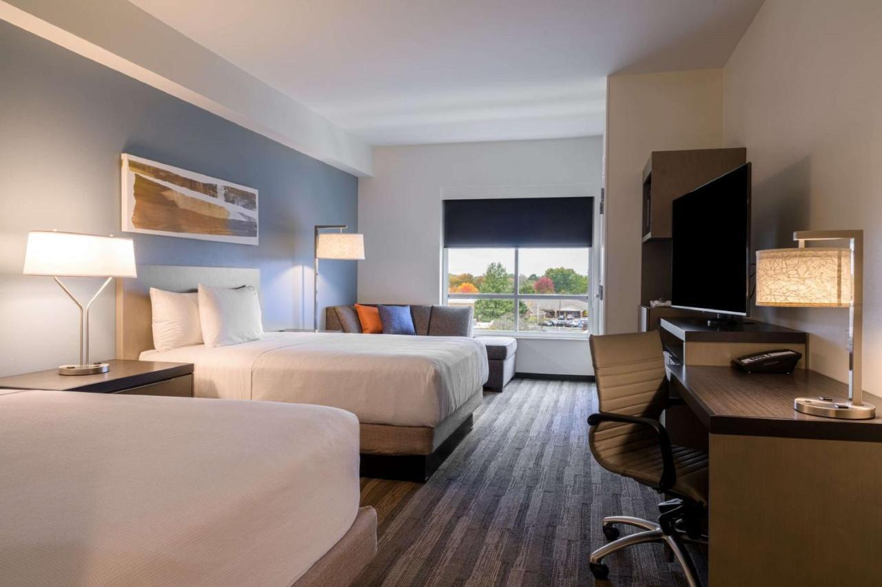 Hyatt House East 3*